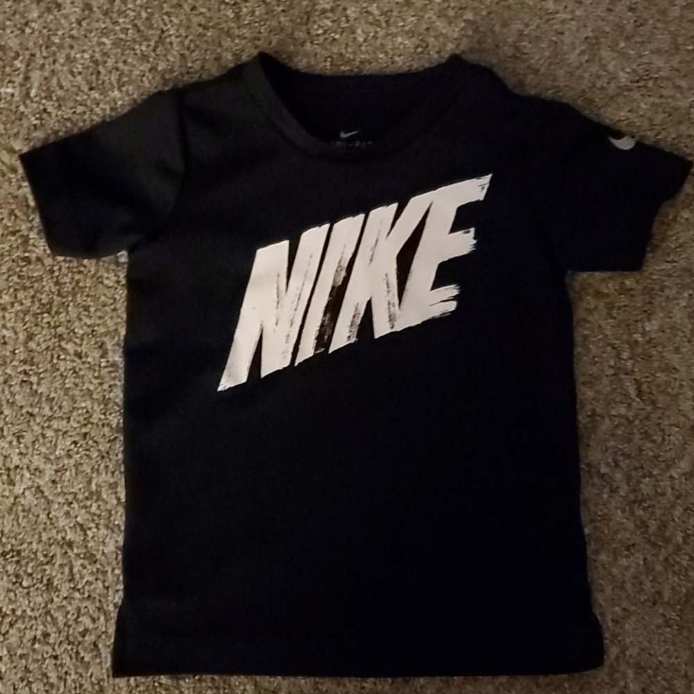 Dry fit tee